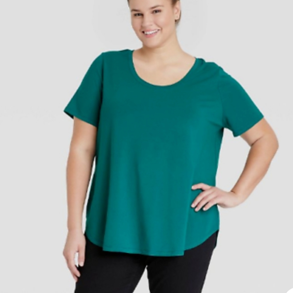 3/$30 NWT Women's Ava & Viv Plus Size Short Sleeve Scoop Neck Relaxed T-Shirt